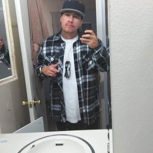 Meet your Posher, Byron